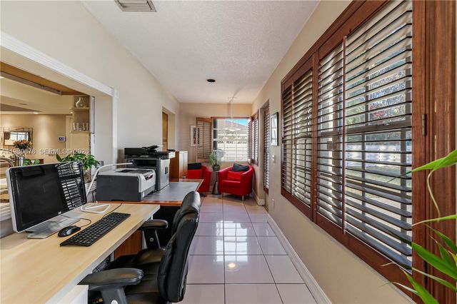 14952 SW 149th St, Miami, FL 33196