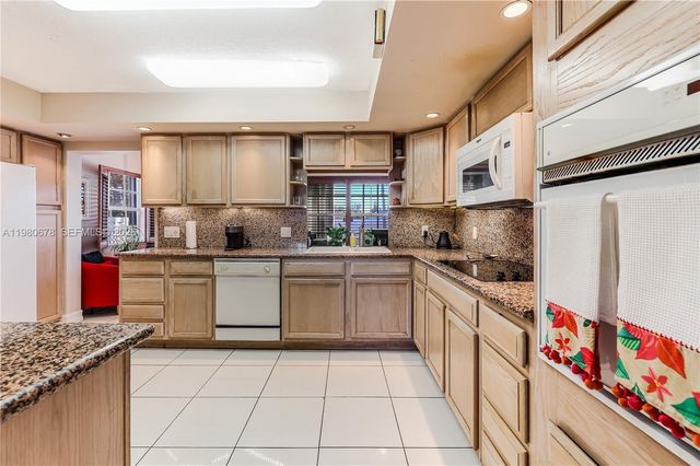 14952 SW 149th St, Miami, FL 33196