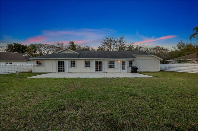 14952 SW 149th St, Miami, FL 33196