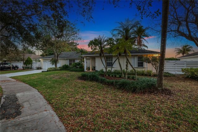 14952 SW 149th St, Miami, FL 33196