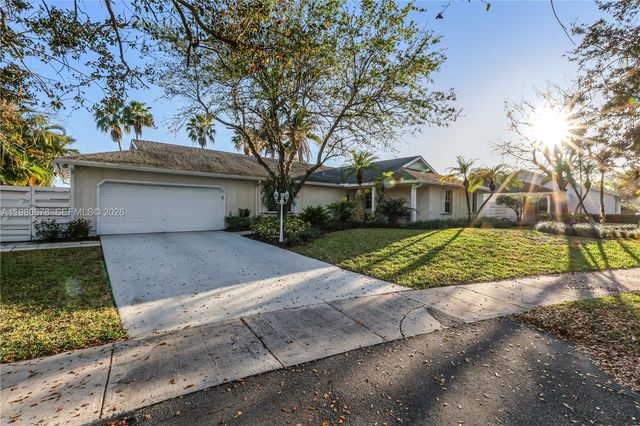 14952 SW 149th St, Miami, FL 33196