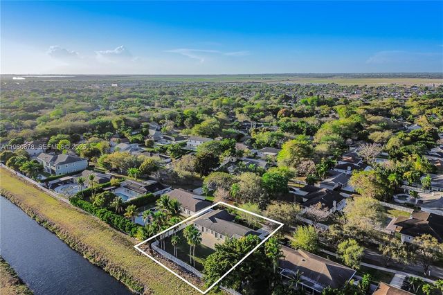 14952 SW 149th St, Miami, FL 33196