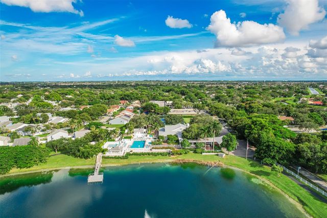 14952 SW 149th St, Miami, FL 33196