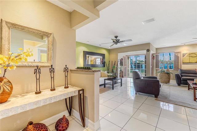 14952 SW 149th St, Miami, FL 33196