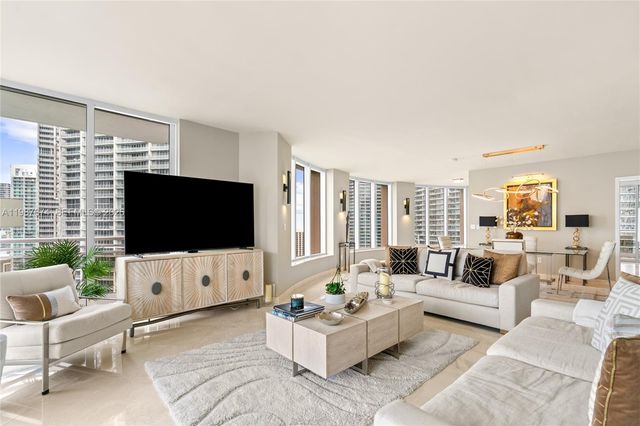 901 Brickell Key Boulevard 2804, Miami, FL 33131