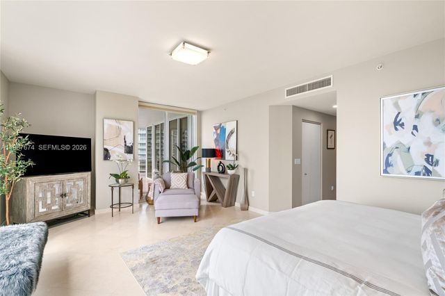 901 Brickell Key Boulevard 2804, Miami, FL 33131