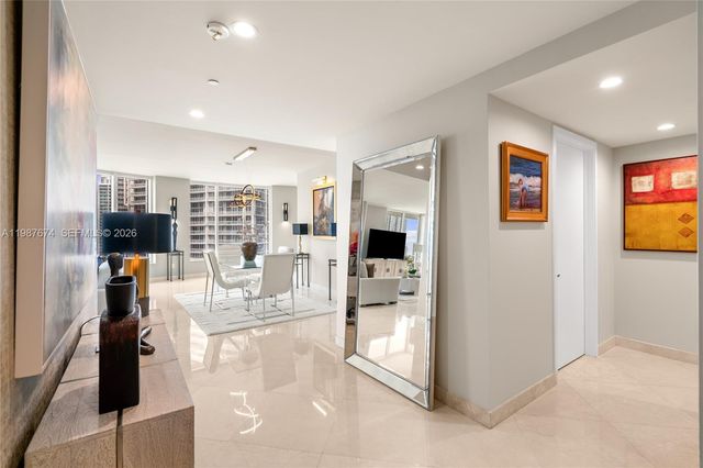 901 Brickell Key Boulevard 2804, Miami, FL 33131