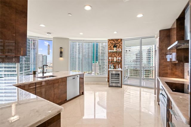 901 Brickell Key Boulevard 2804, Miami, FL 33131
