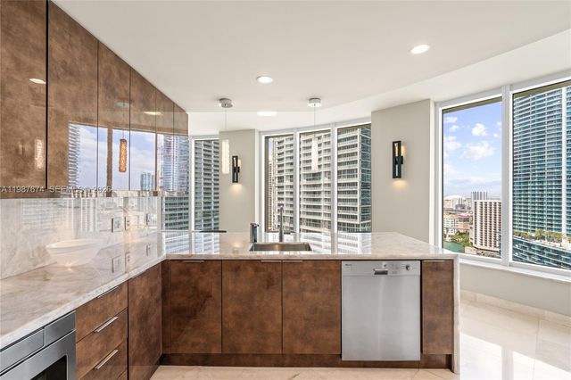 901 Brickell Key Boulevard 2804, Miami, FL 33131