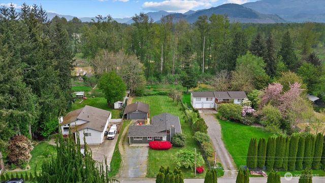10803 Sterling Road, Sedro Woolley, WA 98284