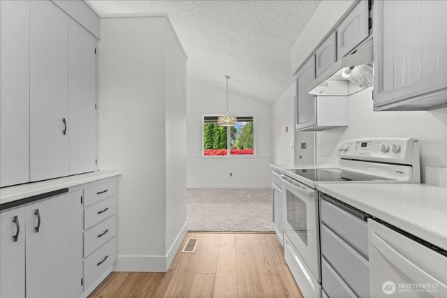 10803 Sterling Road, Sedro Woolley, WA 98284