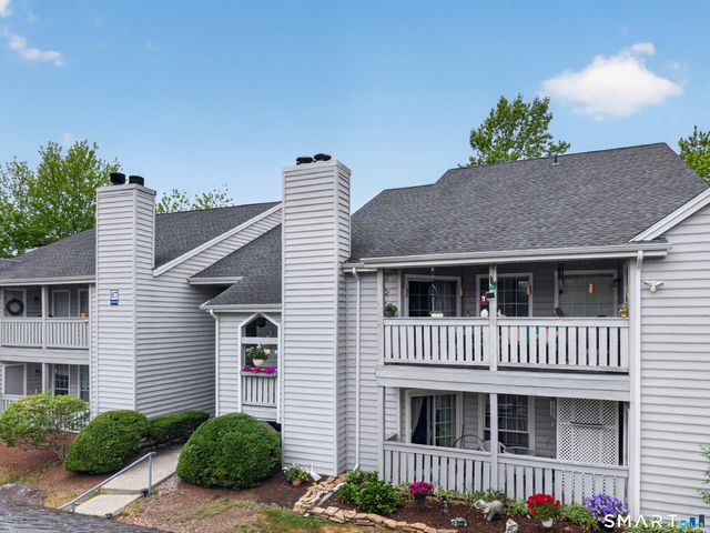 87 Leafwood Lane 239, Groton, CT 06340