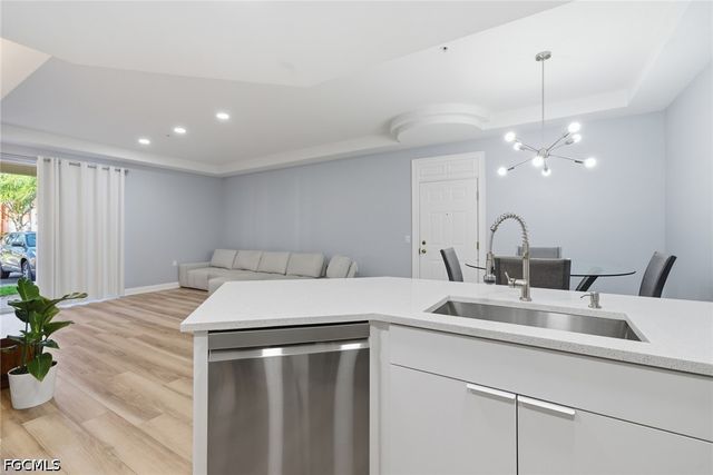 3964 Pomodoro CIR 104, Cape Coral, FL 33909