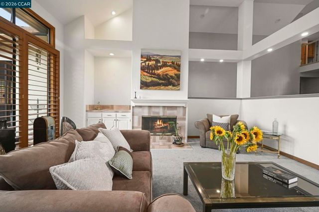 715 715 Blue Spruce Dr, Danville, CA 94506