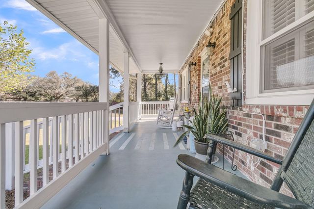 4454 Cottageville Highway, Round O, SC 29474