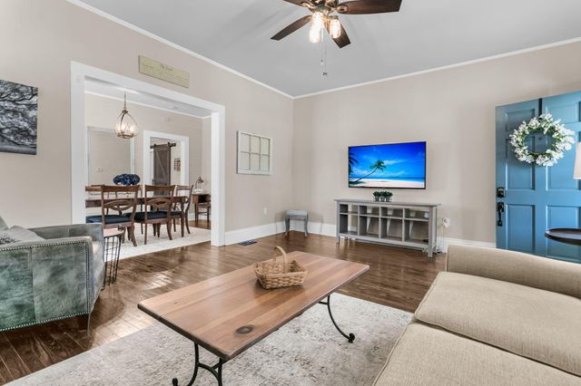 4454 Cottageville Highway, Round O, SC 29474