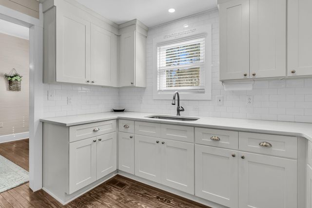 4454 Cottageville Highway, Round O, SC 29474