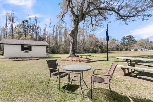 4454 Cottageville Highway, Round O, SC 29474