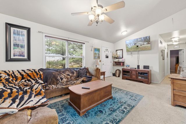 19827 Williamsville Road, Gregory, MI 48137