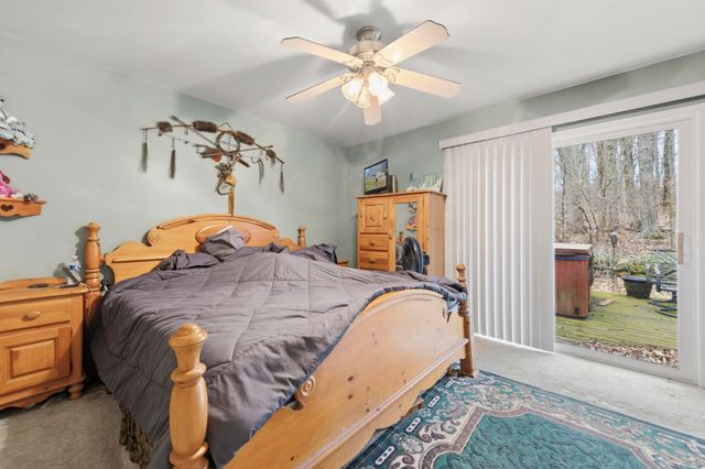 19827 Williamsville Road, Gregory, MI 48137
