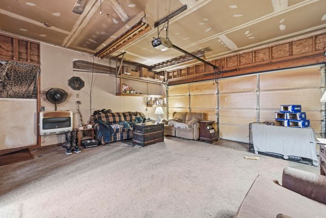 19827 Williamsville Road, Gregory, MI 48137