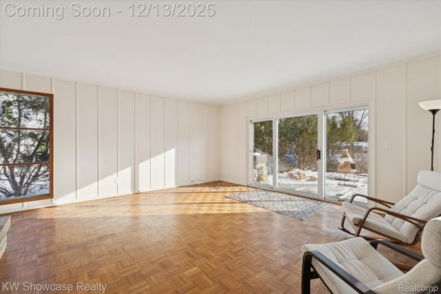 5241 S Pebblecreek Road, West Bloomfield Charter Township, MI 48322