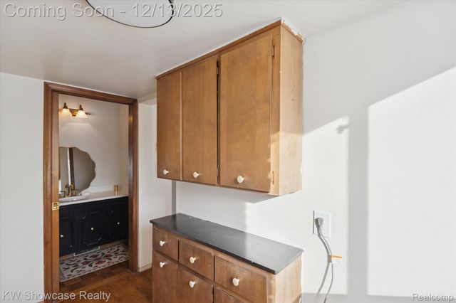 5241 S Pebblecreek Road, West Bloomfield Charter Township, MI 48322