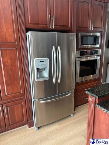 1041 Huntington Dr, Hartsville, SC 29550