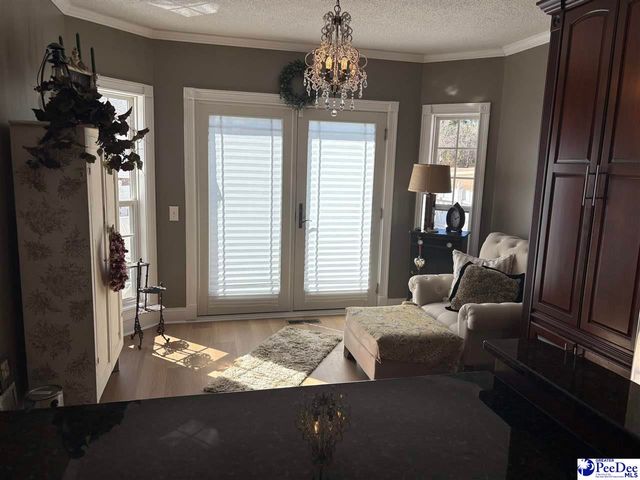 1041 Huntington Dr, Hartsville, SC 29550