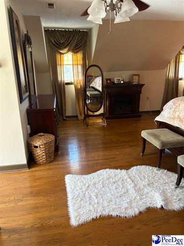 1041 Huntington Dr, Hartsville, SC 29550