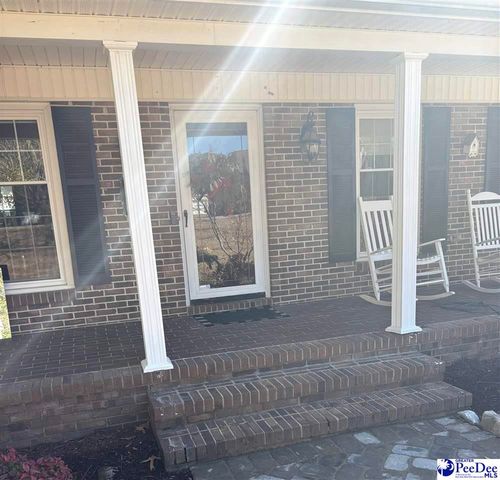 1041 Huntington Dr, Hartsville, SC 29550