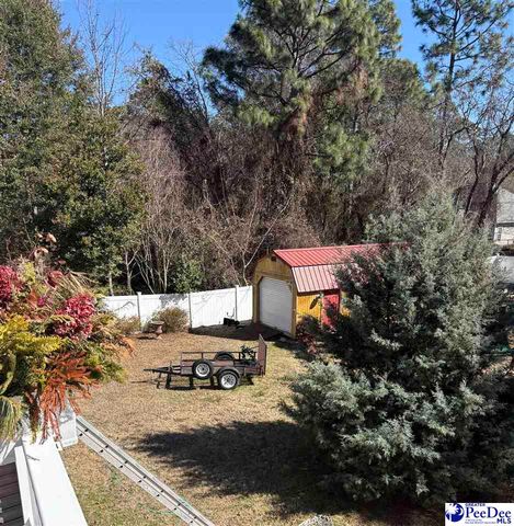 1041 Huntington Dr, Hartsville, SC 29550