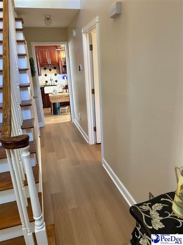 1041 Huntington Dr, Hartsville, SC 29550