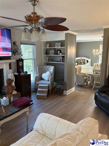 1041 Huntington Dr, Hartsville, SC 29550