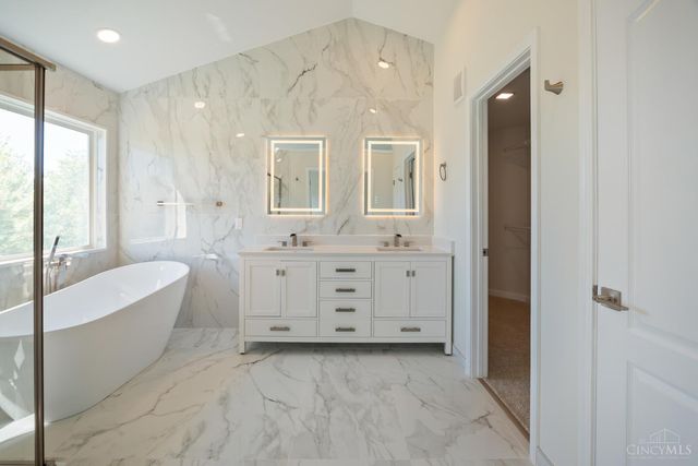 6550 Villagefield Drive, Mason, OH 45040