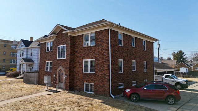 2612 Harrison Street, Davenport, IA 52803