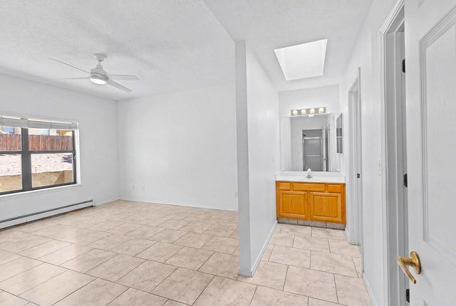 3201 Oakmount Drive SE, Rio Rancho, NM 87124