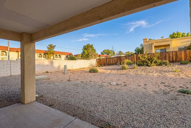 3201 Oakmount Drive SE, Rio Rancho, NM 87124