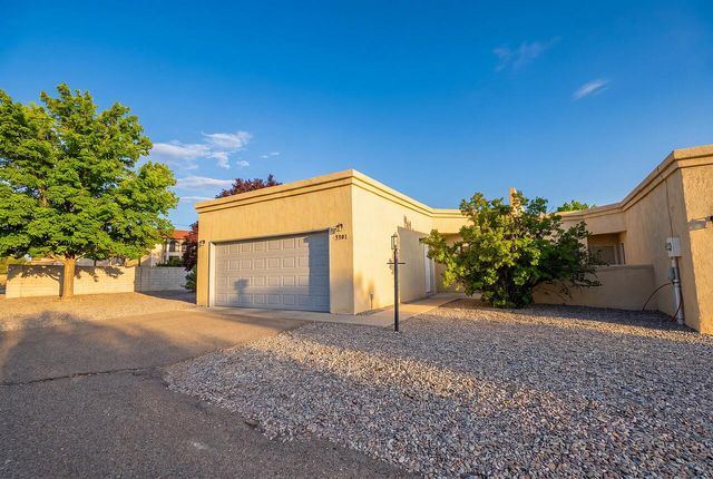 3201 Oakmount Drive SE, Rio Rancho, NM 87124
