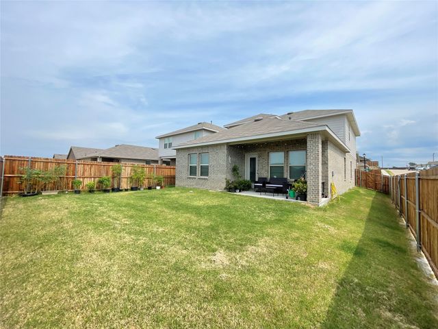 1301 Draper Lane, Forney, TX 75126