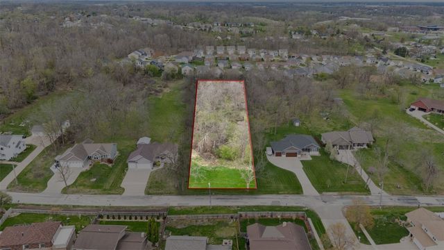 2048 20th Street NW, Cedar Rapids, IA 52405