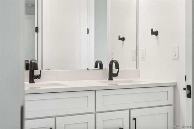 8850 Moonshimmer Trail, Littleton, CO 80125