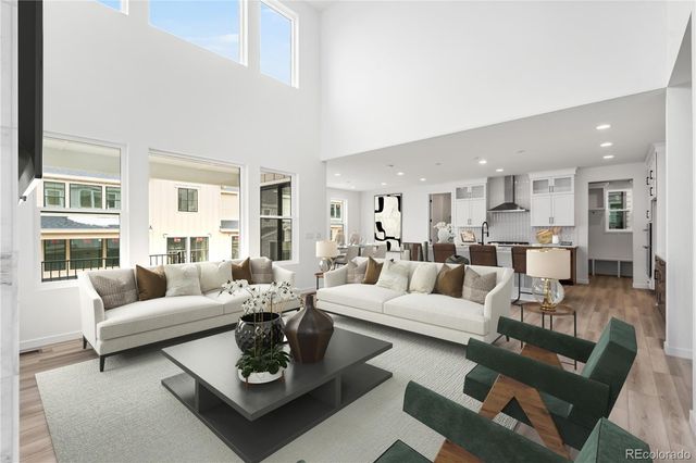 8850 Moonshimmer Trail, Littleton, CO 80125