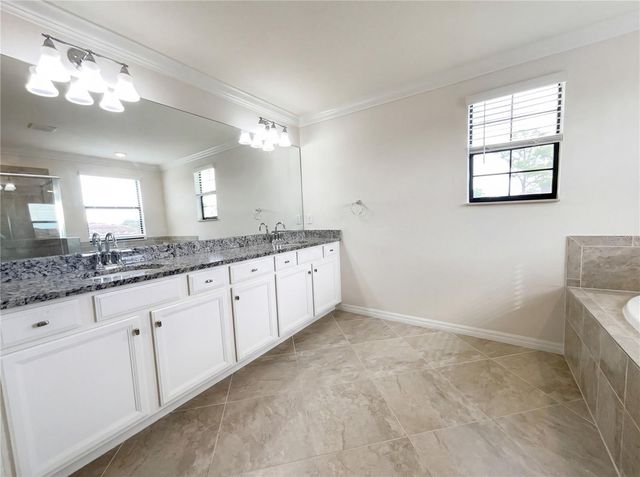 12691 CINQUETERRE DRIVE, Venice, FL 34293