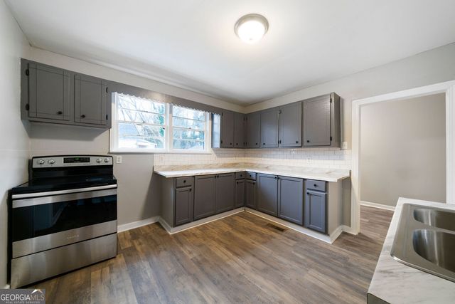 34 E 16th Street SW, Rome, GA 30161