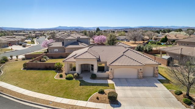 235 W 1725 S, Washington, UT 84780