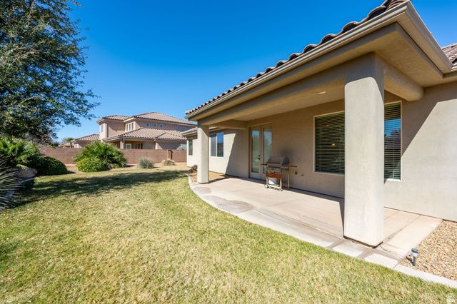 235 W 1725 S, Washington, UT 84780