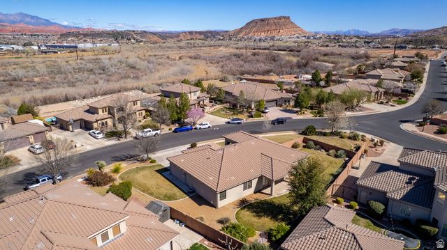 235 W 1725 S, Washington, UT 84780