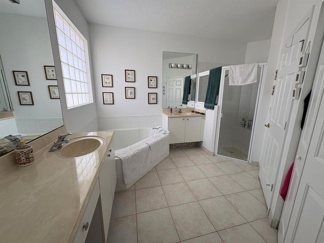 15426 Fiorenza Circle, Delray Beach, FL 33446