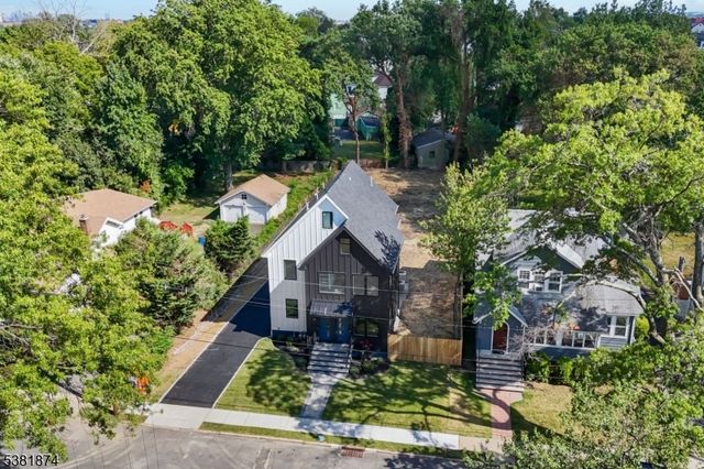 18 Meadowbrook Rd, Maplewood Twp., NJ 07040